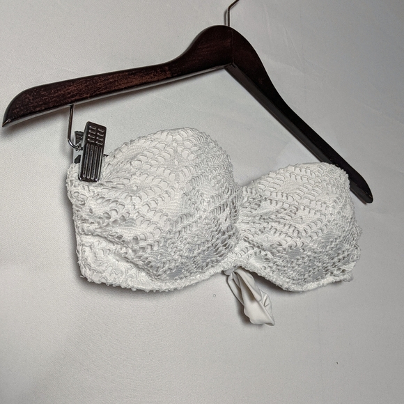 White Crochet Bikini Top - Picture 2 of 5